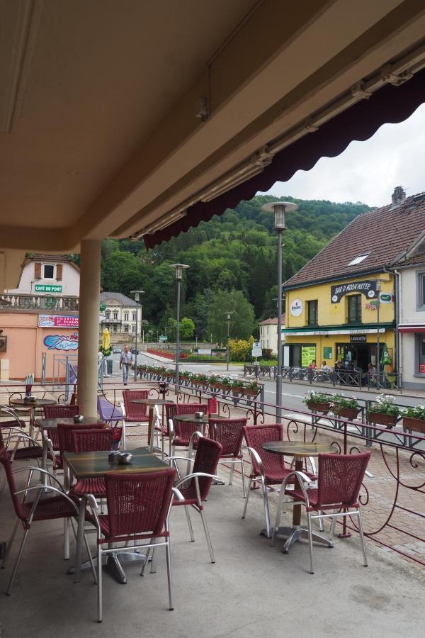 Hotel Des Voyageurs Pont-de-Roide Экстерьер фото